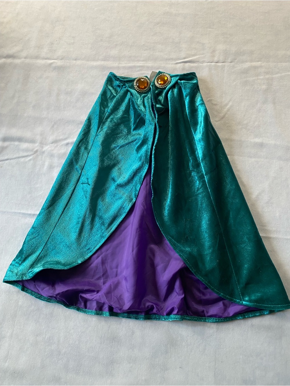 NWOT Halloween Frozen Teal & Purple Cape Size Kids Extra Small 3T-4T - Picture 1 of 6